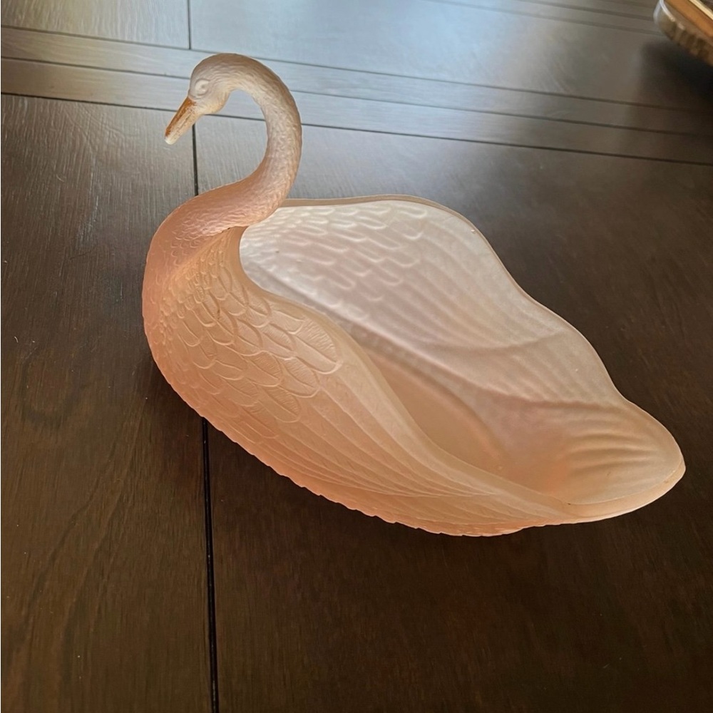 Vintage Pink Frosted Glass Swan Trinket Catchall Dish Plant Jewelry Holder Decor - Picture 4 of 5